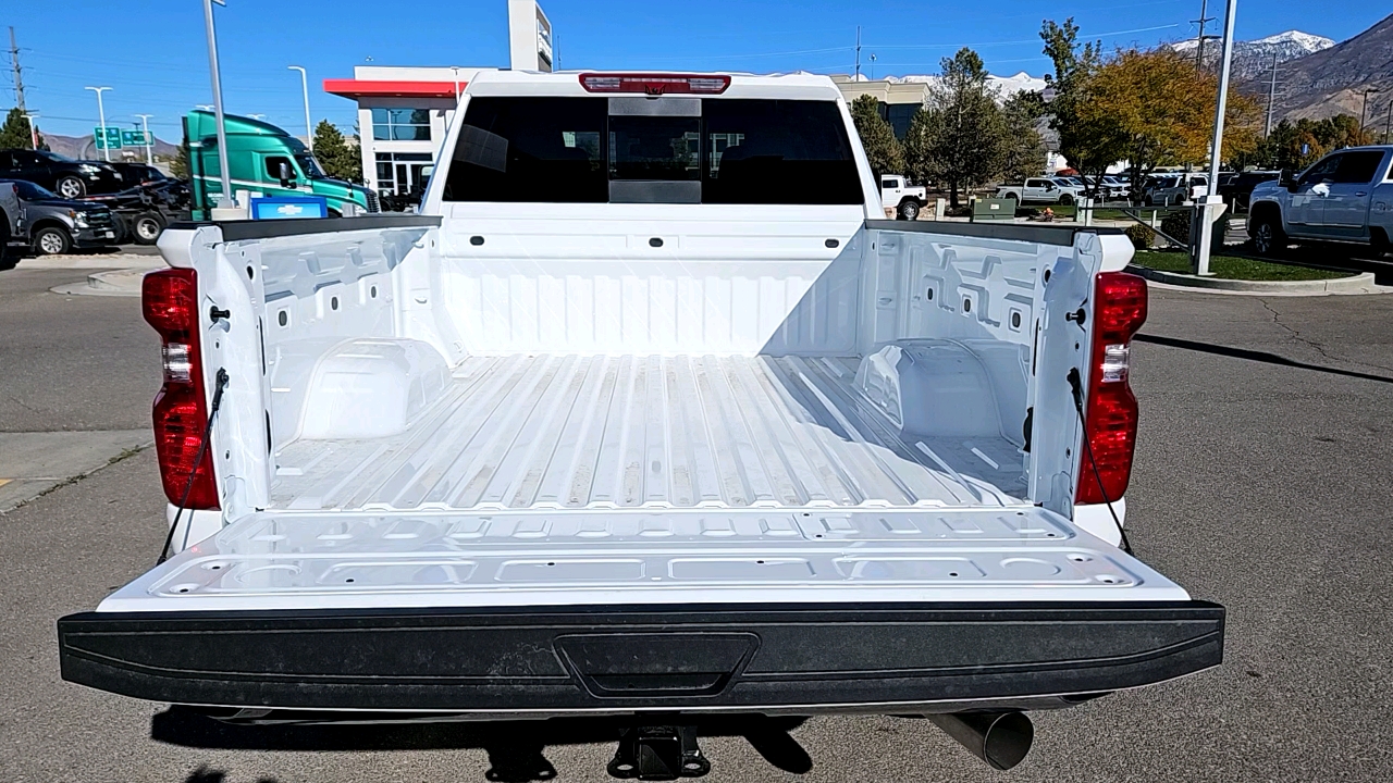 2025 Chevrolet Silverado 3500HD LT 24