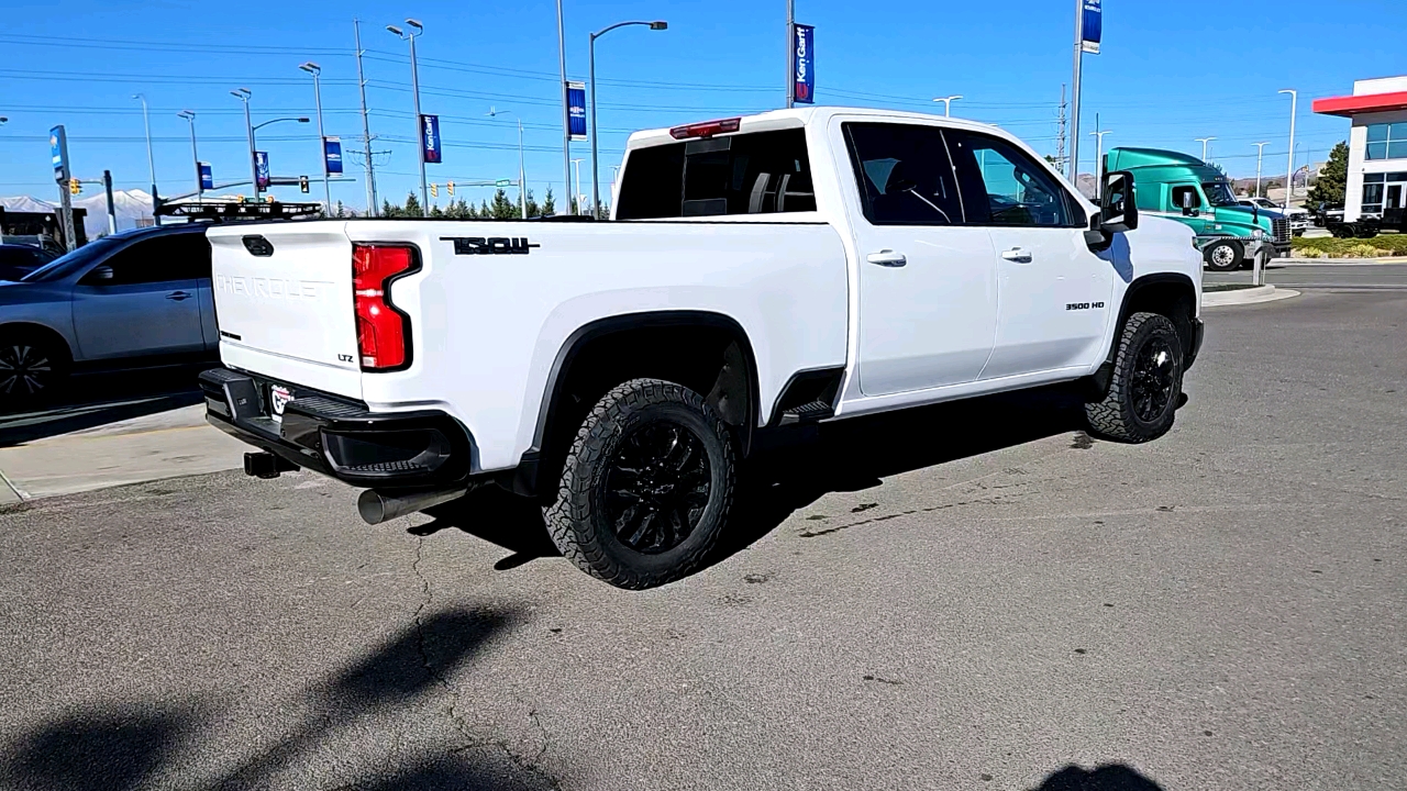 2025 Chevrolet Silverado 3500HD LTZ 5