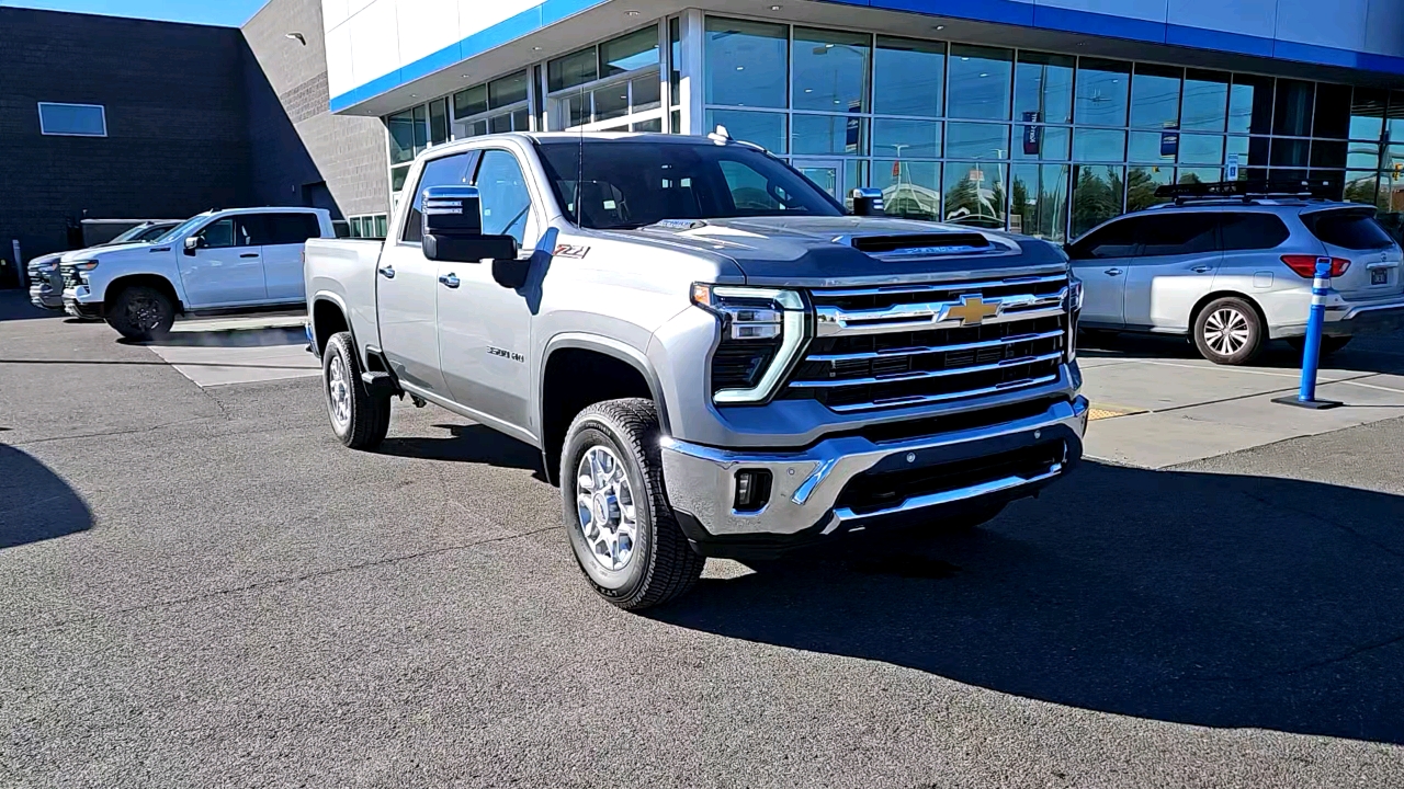 2025 Chevrolet Silverado 3500HD LTZ 7