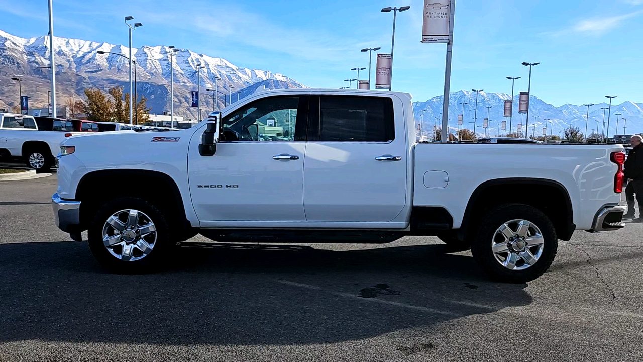 2022 Chevrolet Silverado 3500HD LTZ 3