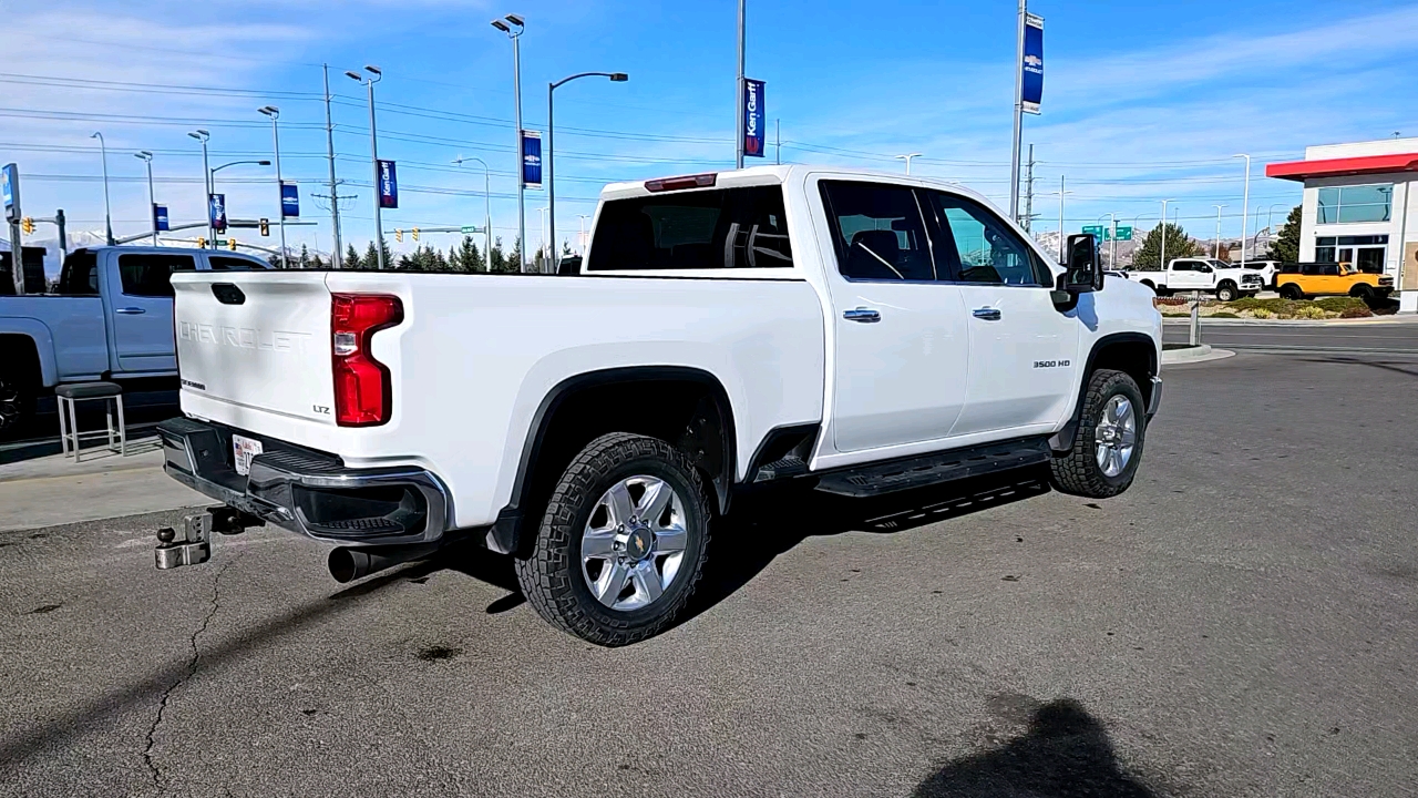 2022 Chevrolet Silverado 3500HD LTZ 6