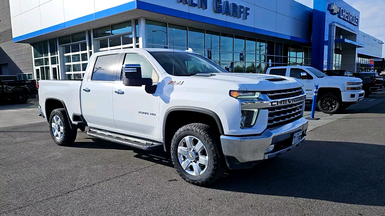 2022 Chevrolet Silverado 3500HD LTZ 8