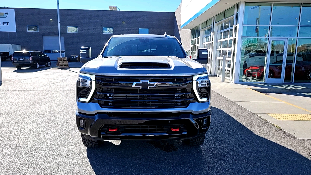 2025 Chevrolet Silverado 3500HD LTZ 26