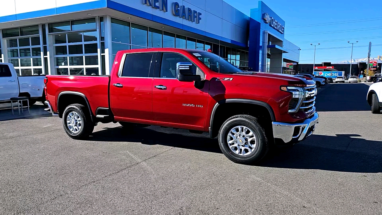 2025 Chevrolet Silverado 3500HD LTZ 6