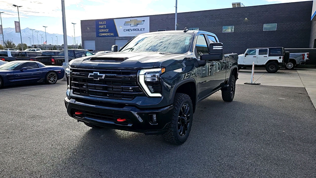 2025 Chevrolet Silverado 3500HD LT 1