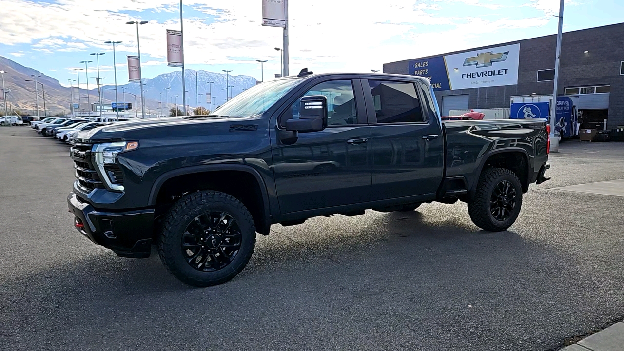 2025 Chevrolet Silverado 3500HD LT 2