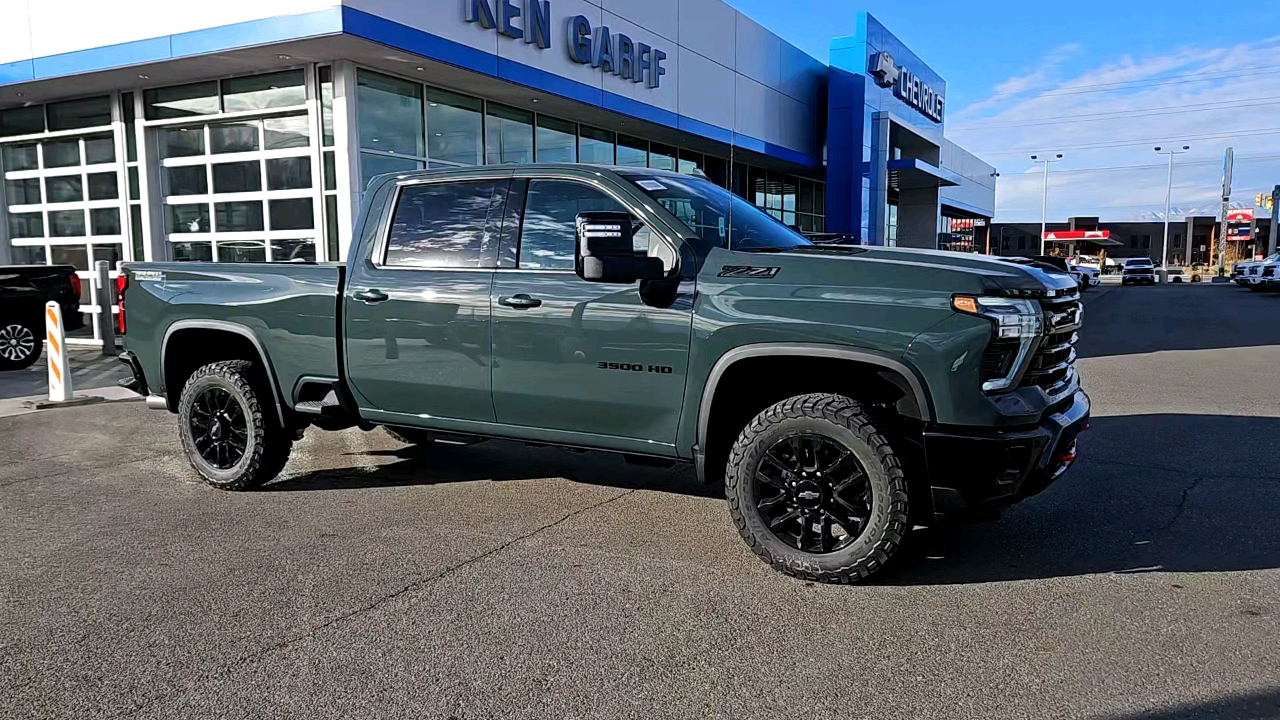 2025 Chevrolet Silverado 3500HD LTZ 7