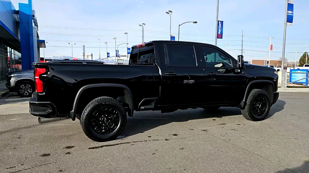 2024 Chevrolet Silverado 2500HD LTZ 6