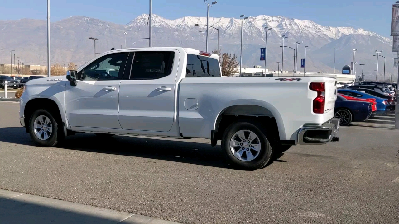 2025 Chevrolet Silverado1500  3