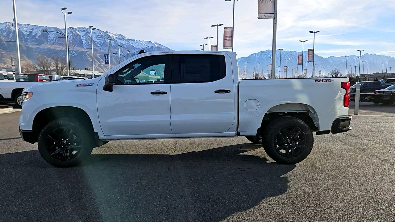 2025 Chevrolet Silverado 1500 LT Trail Boss 3