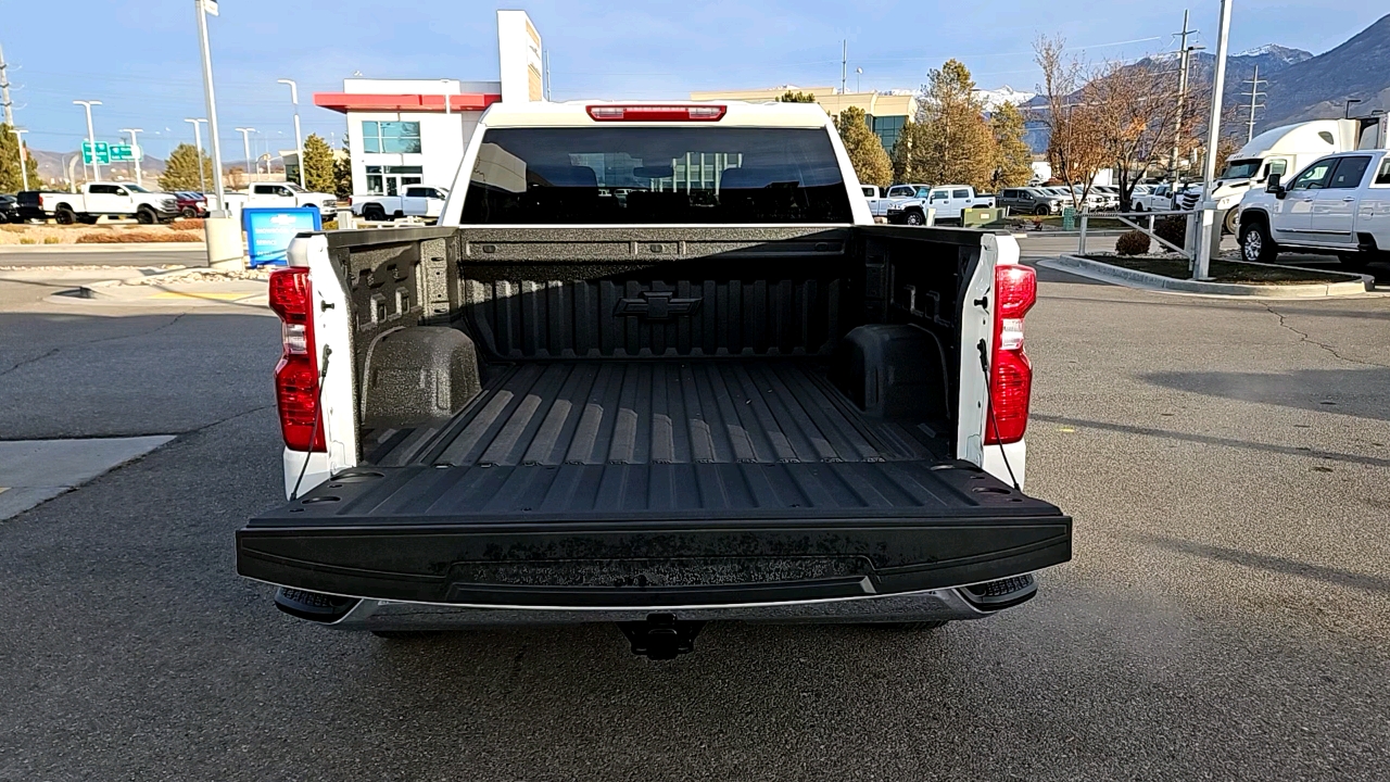 2025 Chevrolet Silverado 1500 LT 24