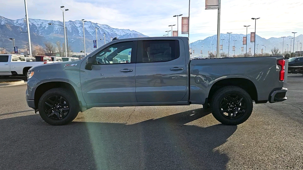 2025 Chevrolet Silverado 1500 RST 3