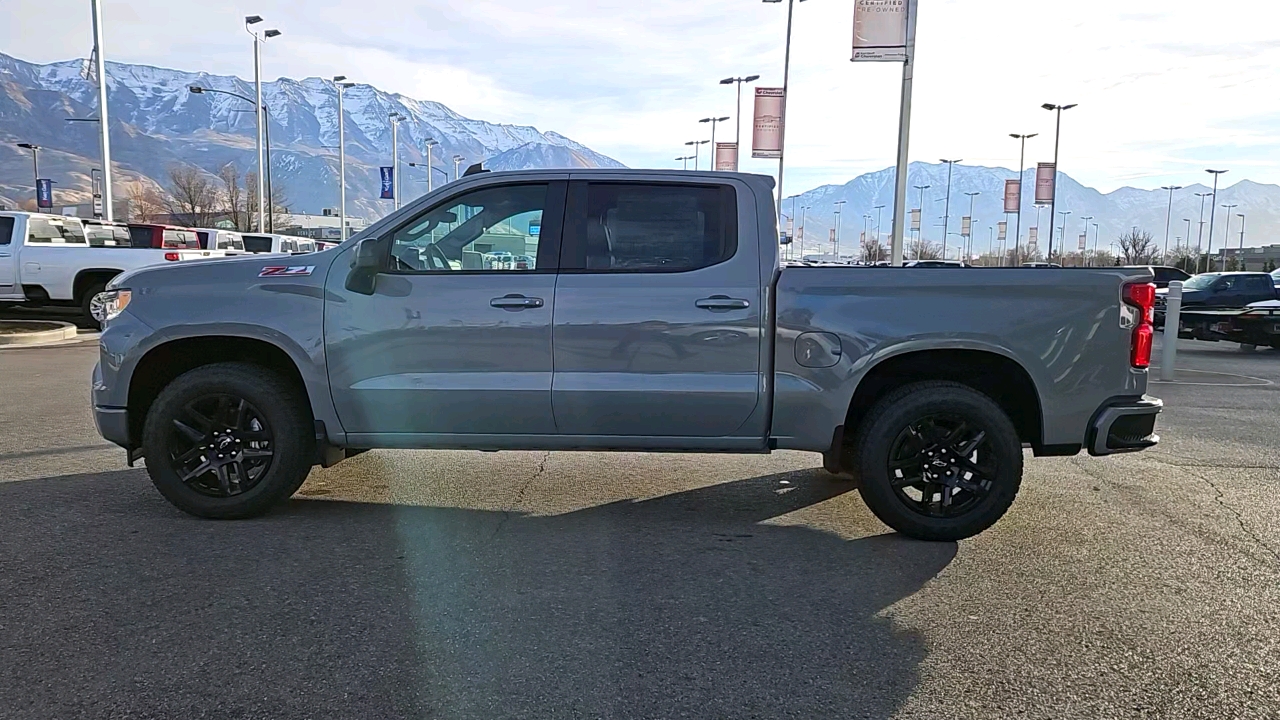 2025 Chevrolet Silverado 1500 RST 3