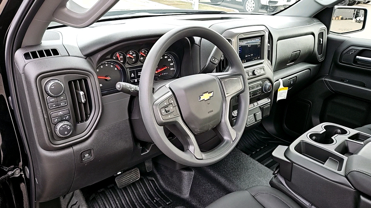 2025 Chevrolet Silverado 1500 Work Truck 11