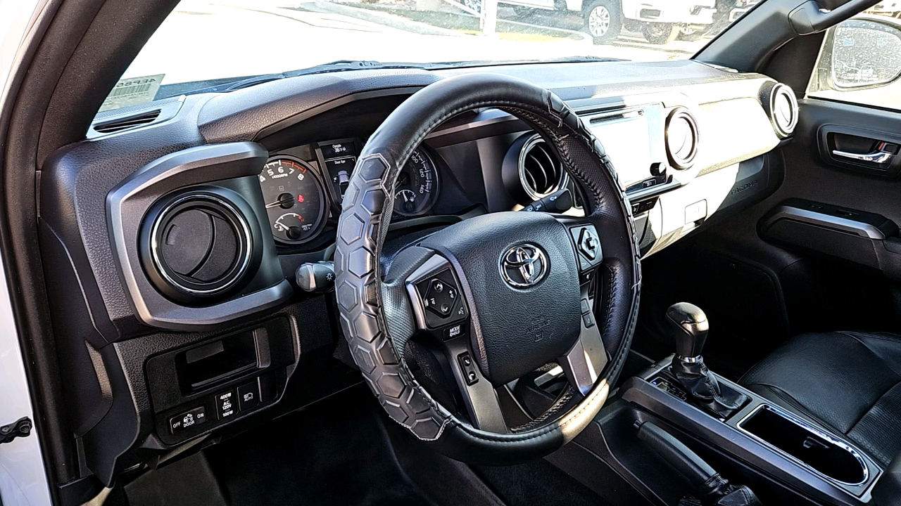 2018 Toyota Tacoma TRD Off-Road 10