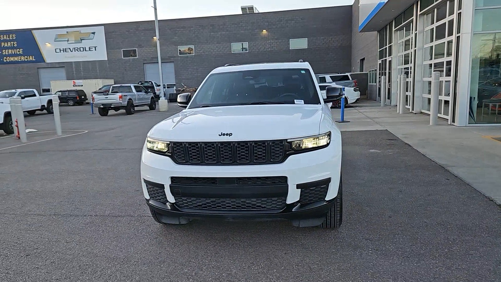 2024 Jeep Grand Cherokee L Altitude X 12