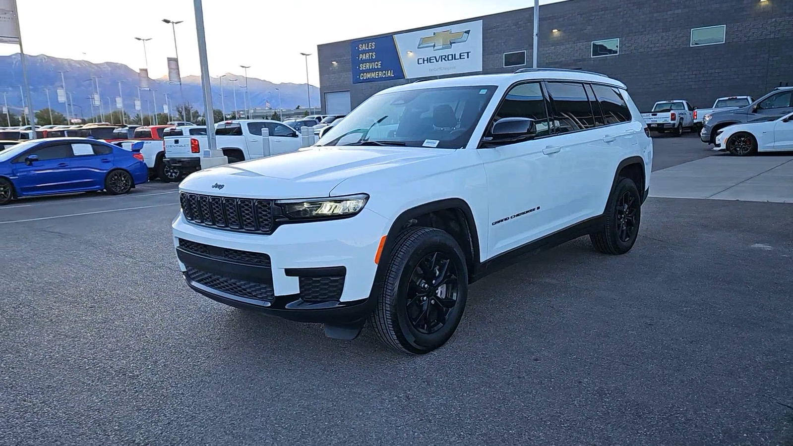 2024 Jeep Grand Cherokee L Altitude X 13