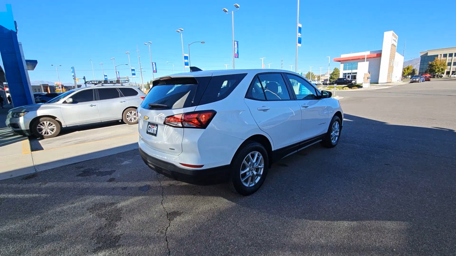 2024 Chevrolet Equinox LS 33