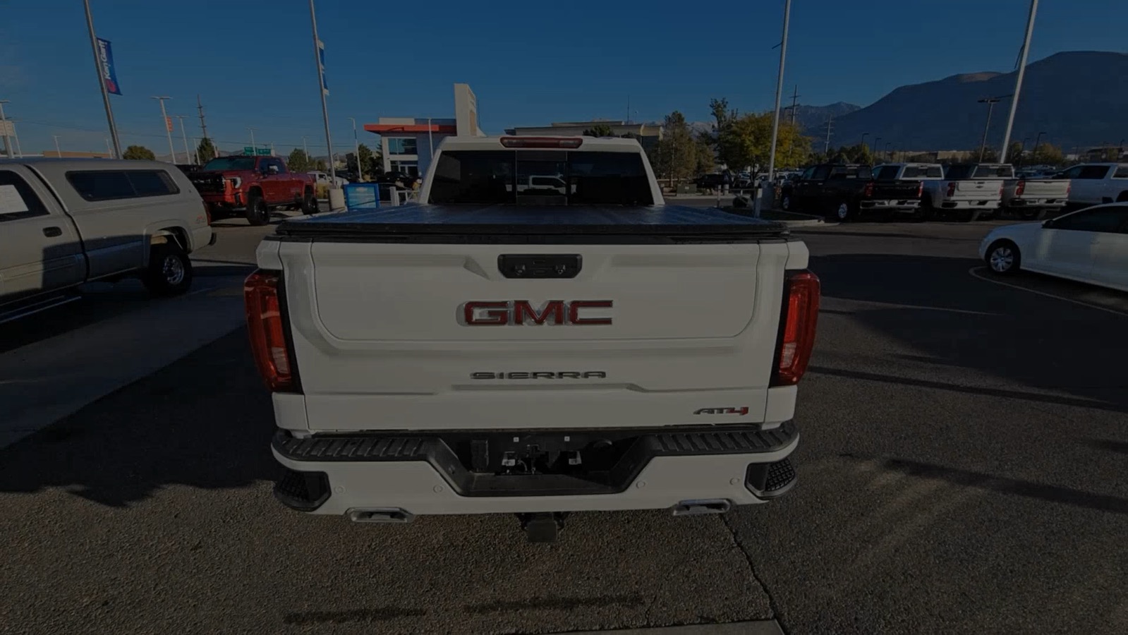 2022 GMC Sierra 1500 AT4 27