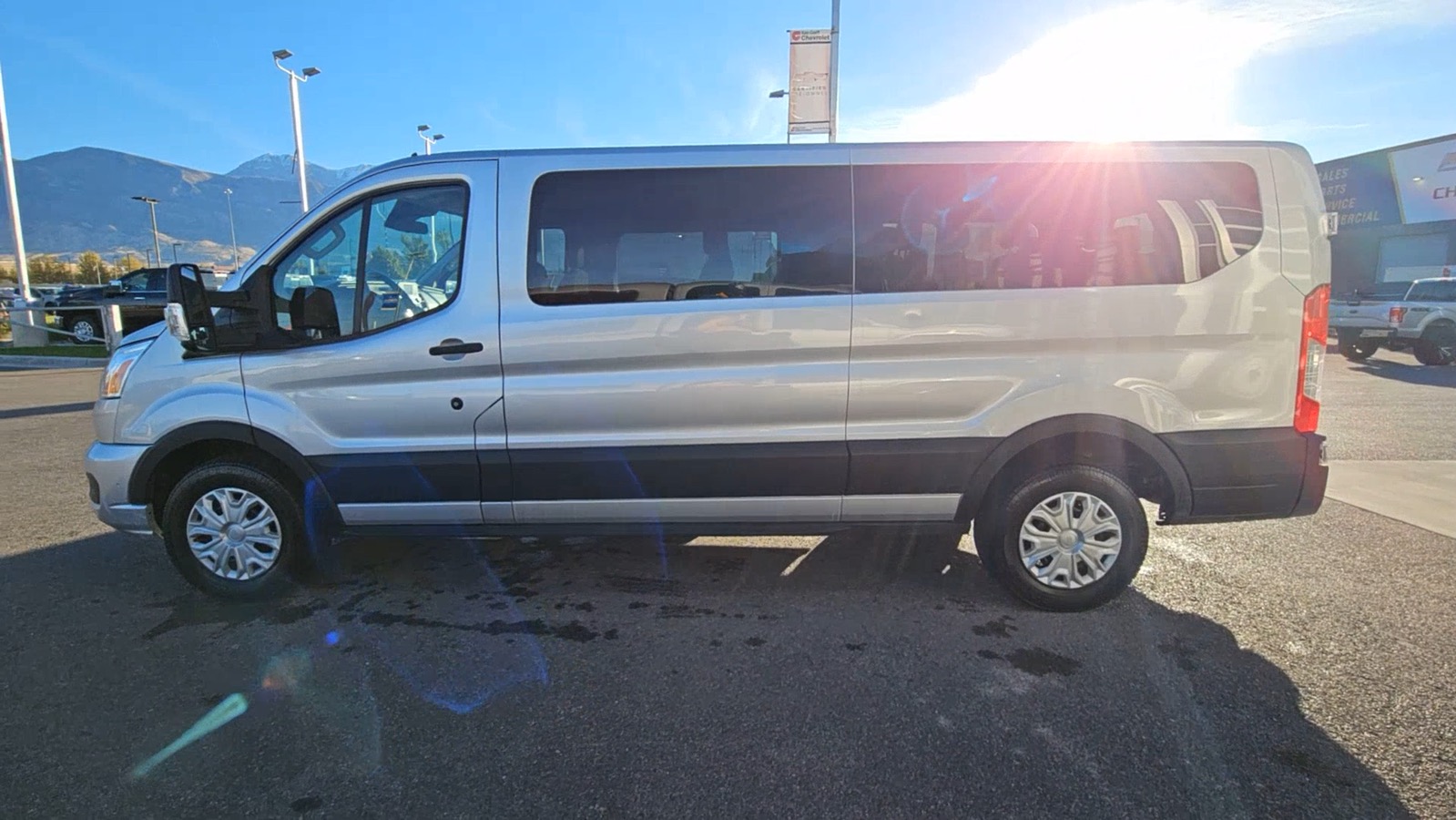 2021 Ford Transit Passenger Wagon XLT 5