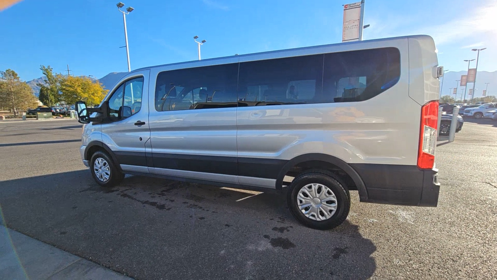 2021 Ford Transit Passenger Wagon XLT 6