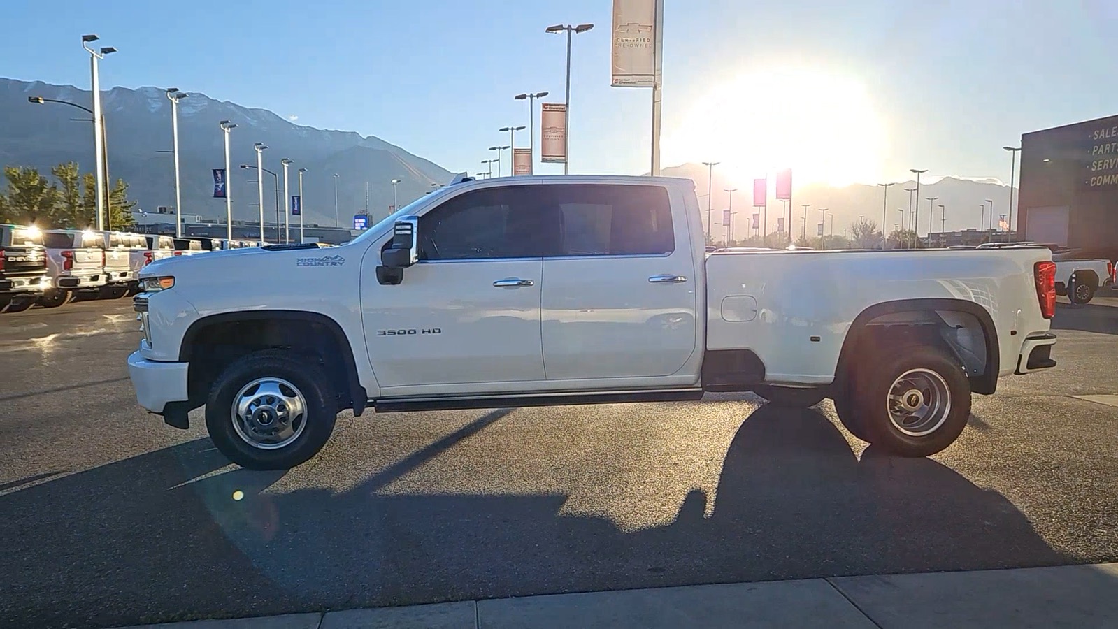 2023 Chevrolet Silverado 3500HD High Country 4