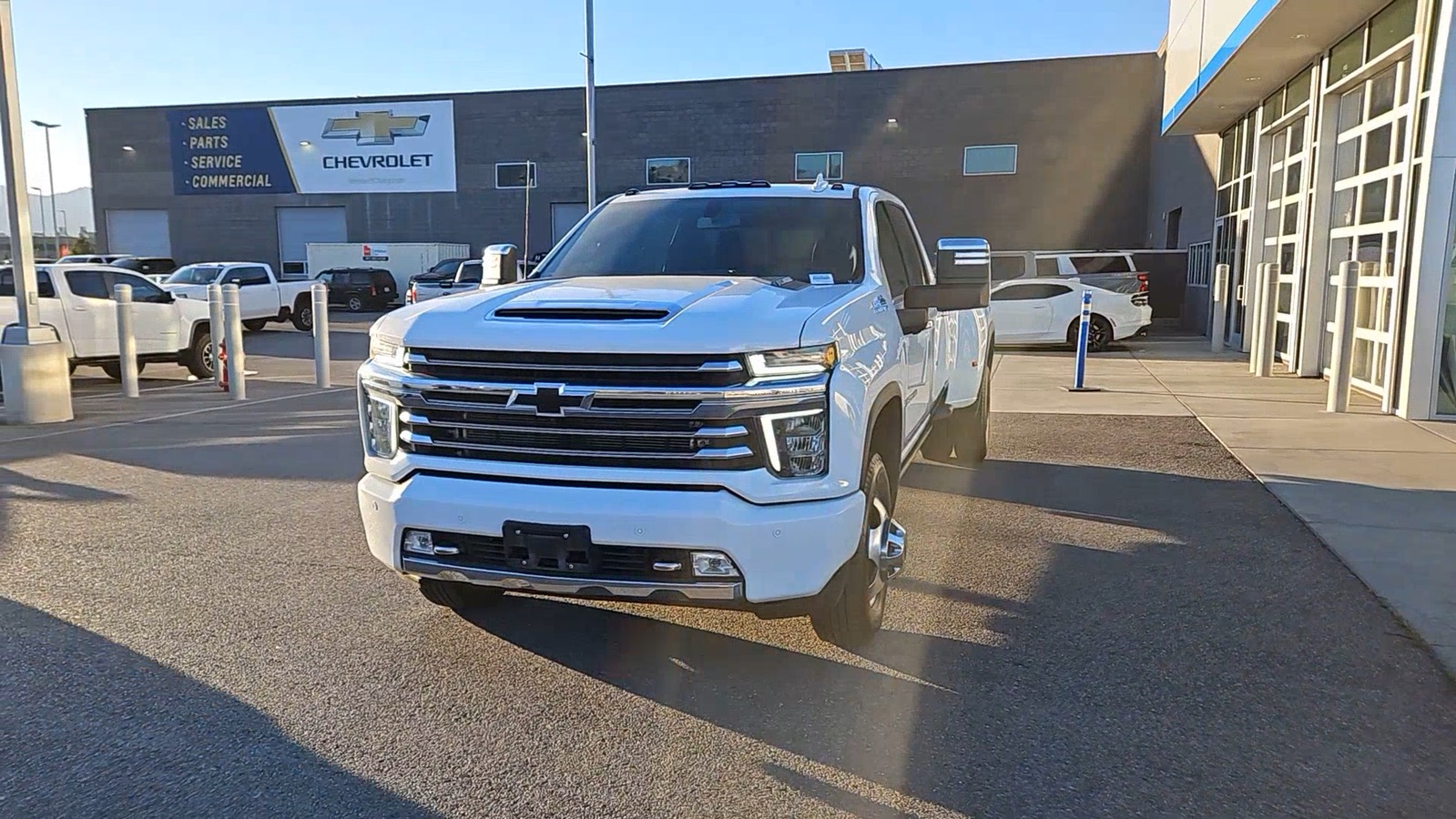 2023 Chevrolet Silverado 3500HD High Country 13