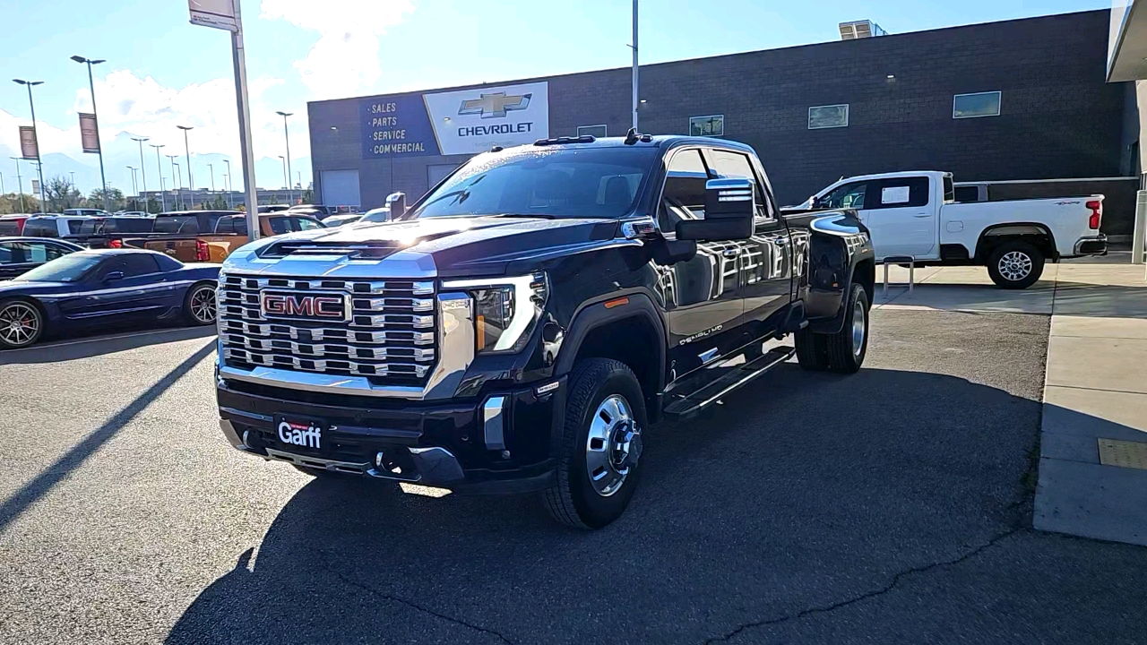 2024 GMC Sierra 3500HD Denali 8