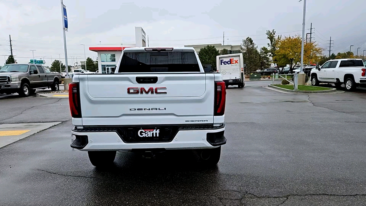 2024 GMC Sierra 2500HD Denali 4