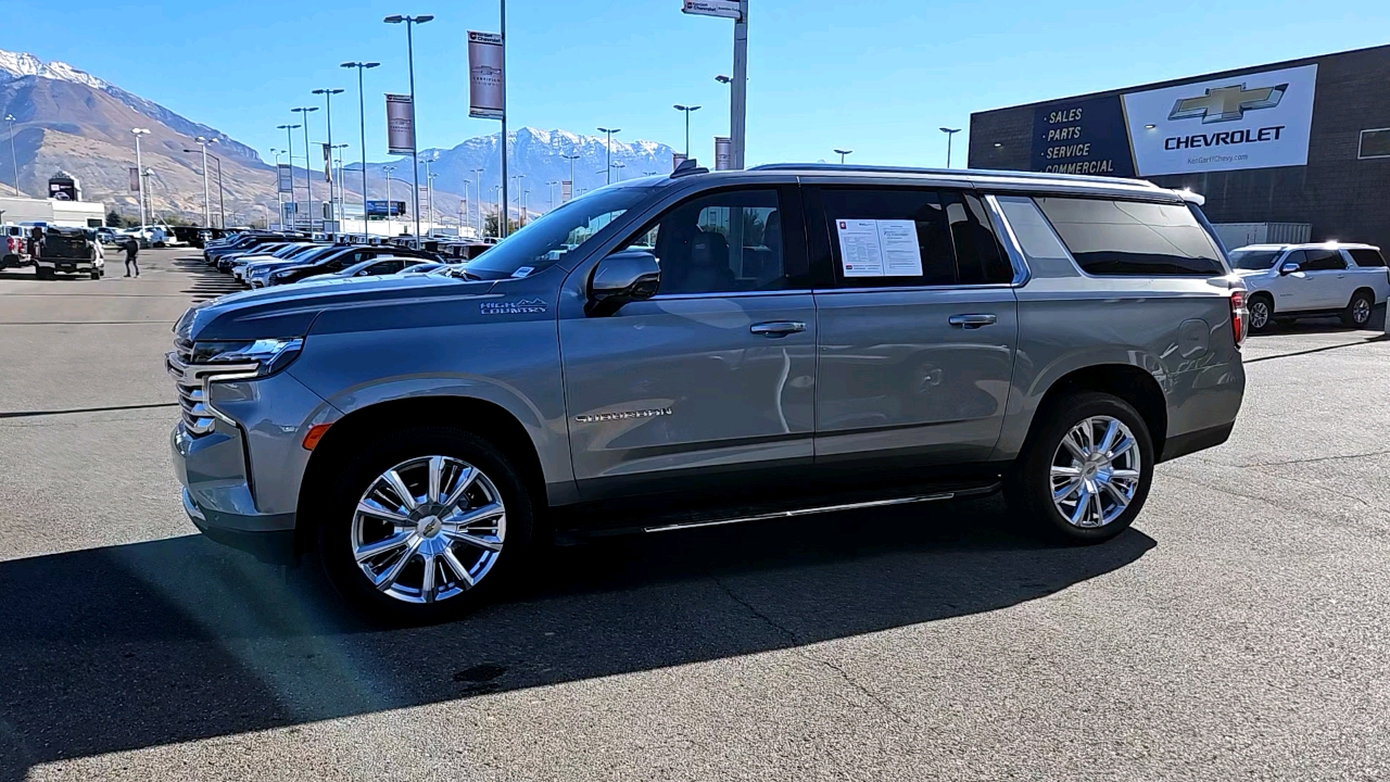 2023 Chevrolet Suburban High Country 2