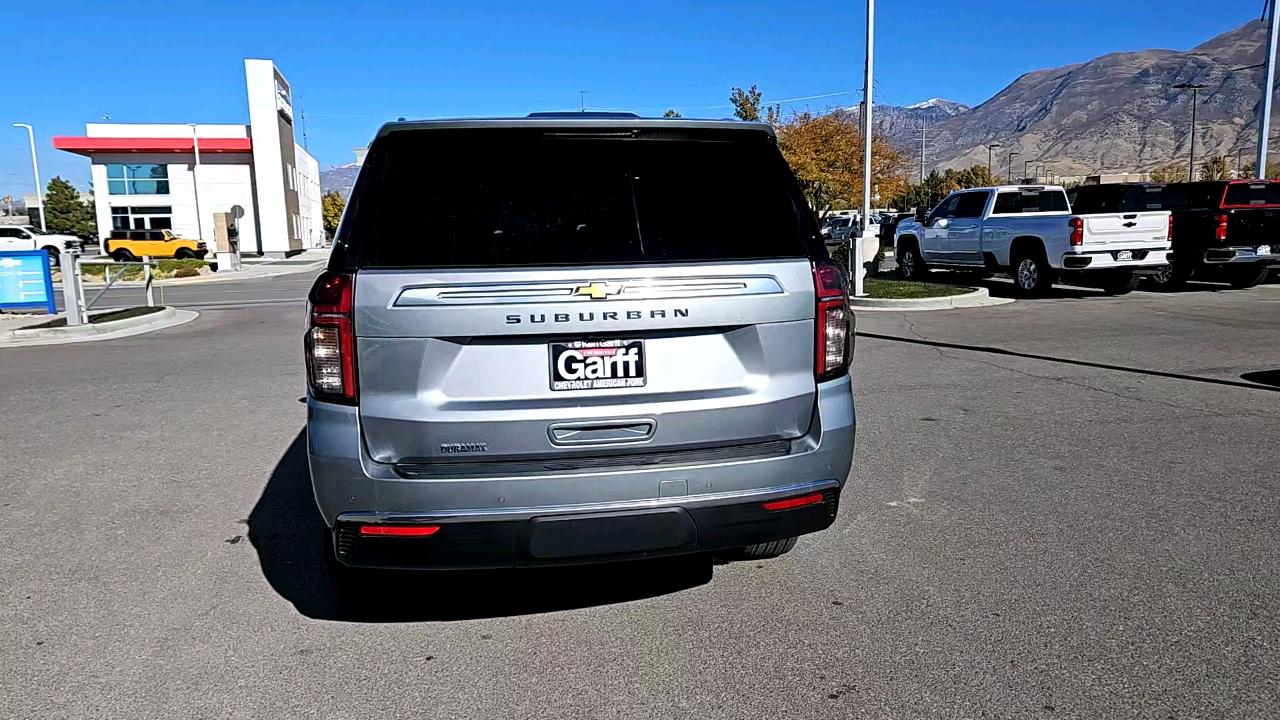 2023 Chevrolet Suburban High Country 4