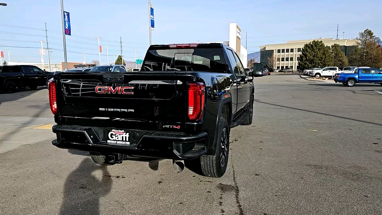 2022 GMC Sierra 2500HD AT4 5