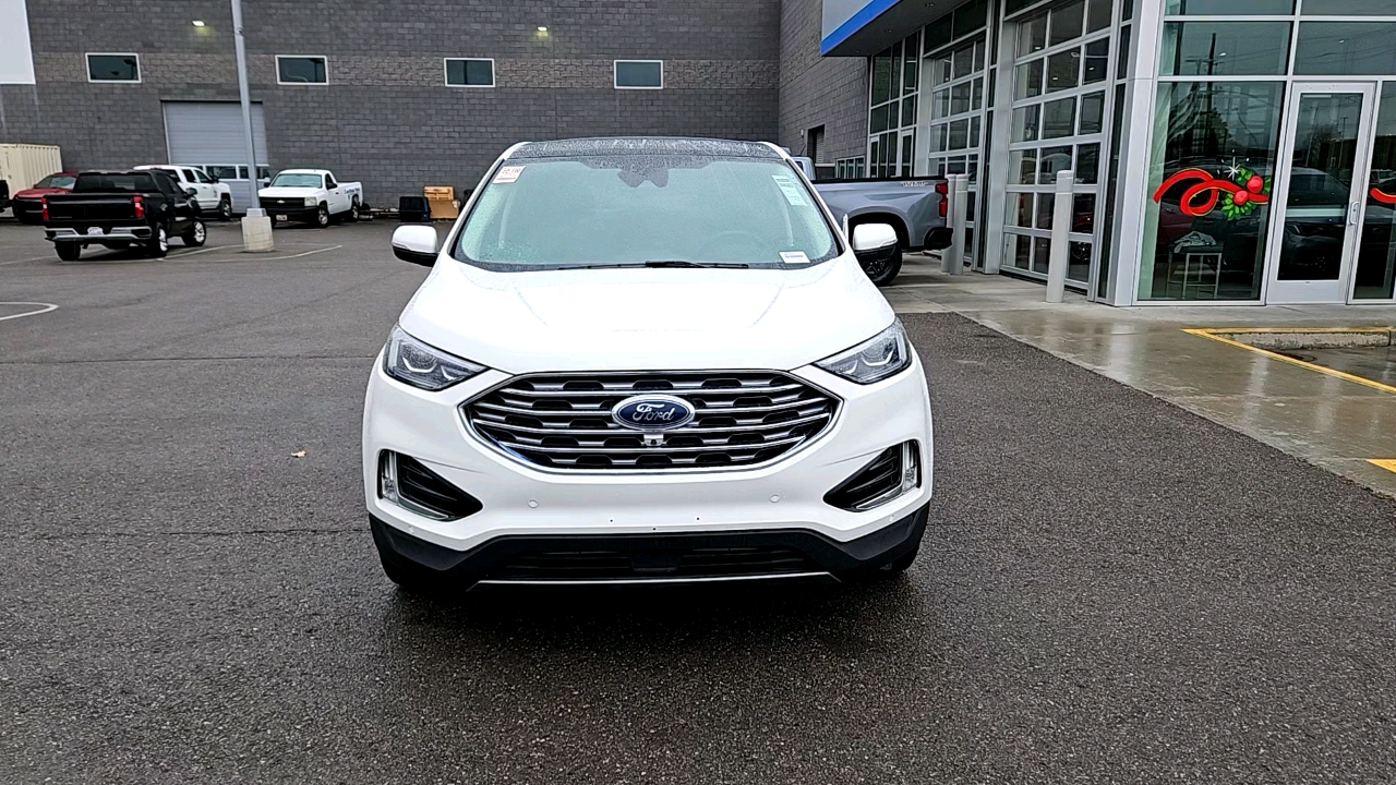 2021 Ford Edge Titanium 26