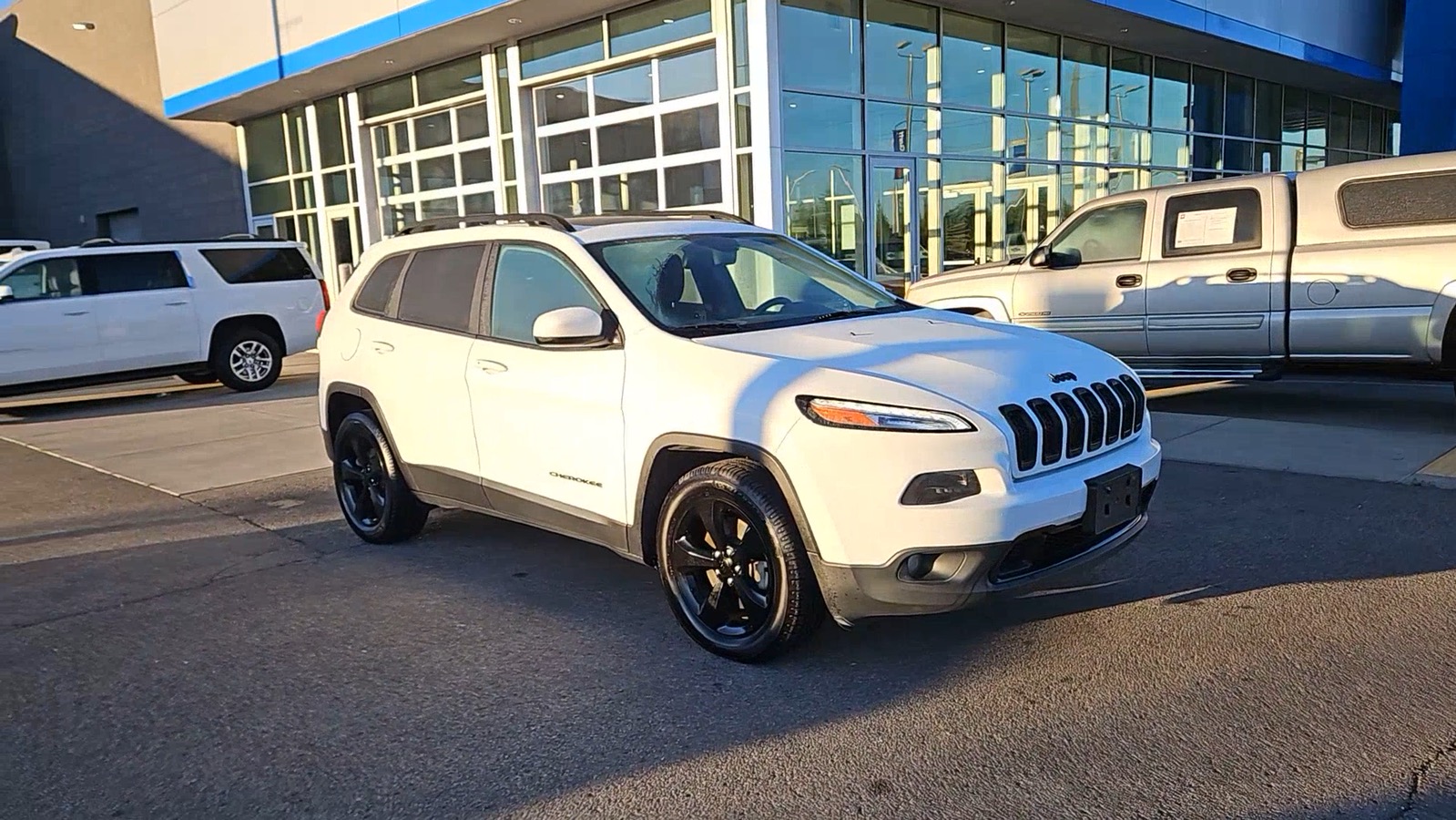 2016 Jeep Cherokee Altitude 1