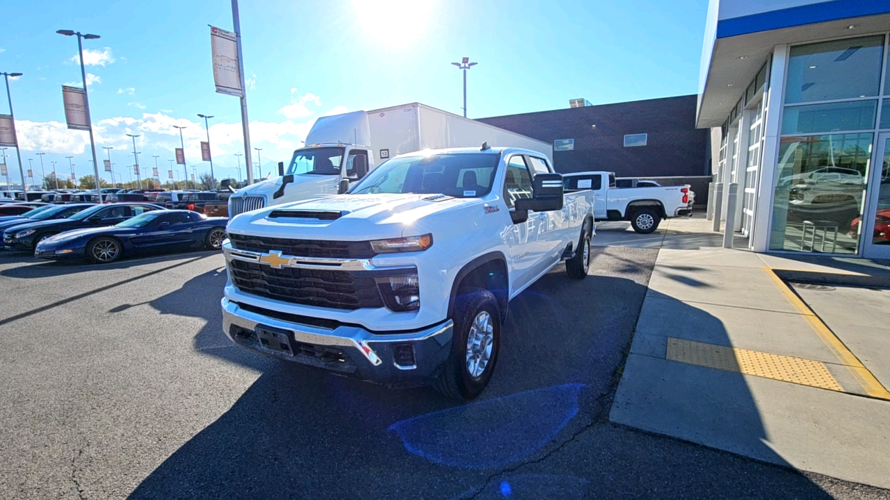 2024 Chevrolet Silverado 3500HD LT 1