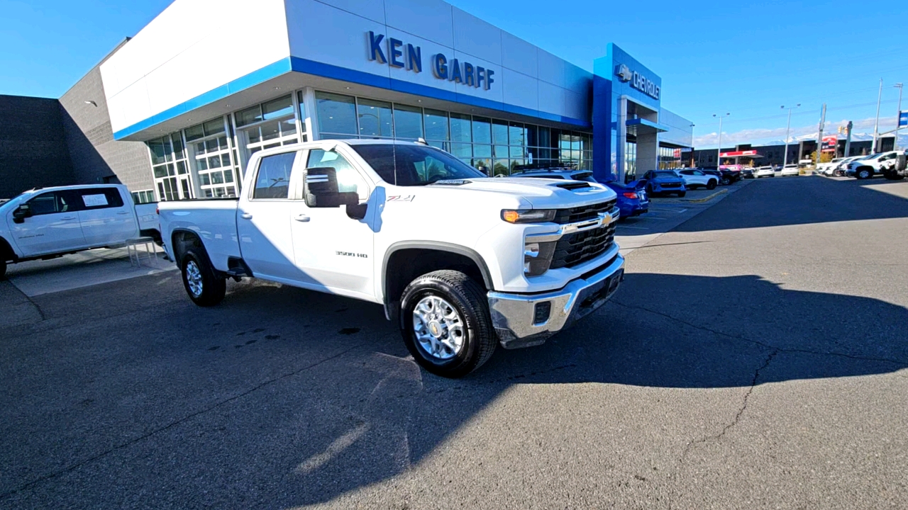 2024 Chevrolet Silverado 3500HD LT 6