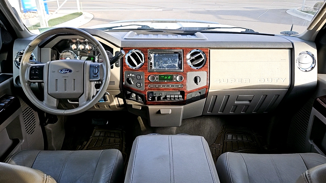 2008 Ford Super Duty F-350 SRW Lariat 19