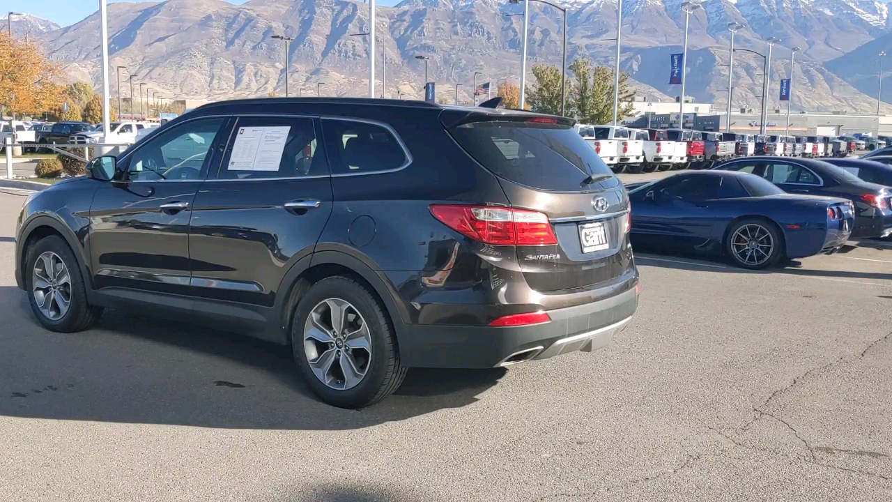 2016 Hyundai Santa Fe SE 3