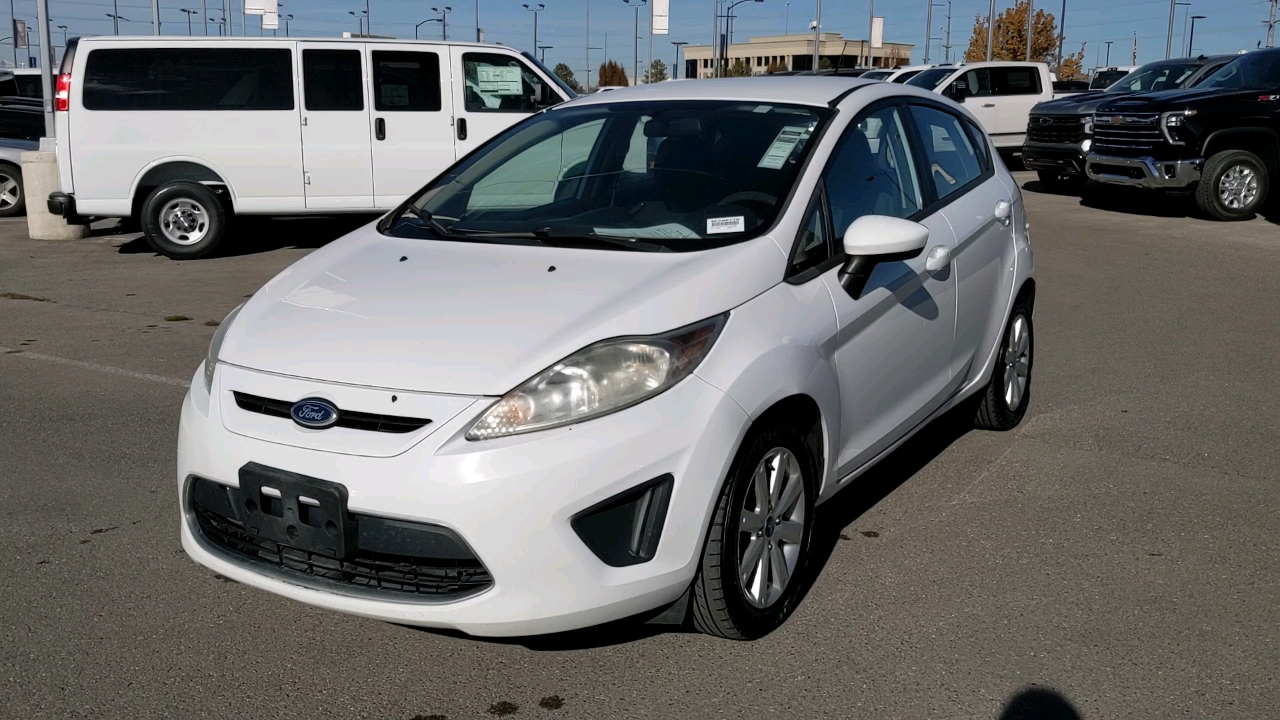 2012 Ford Fiesta SE 1