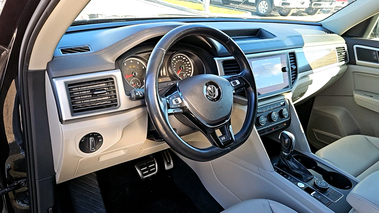 2018 Volkswagen Atlas 3.6L V6 SE w/Technology 9