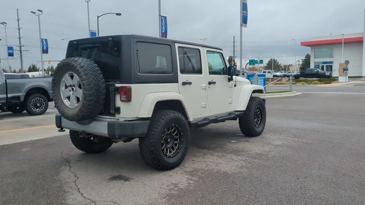 2010 Jeep Wrangler Unlimited Sahara 5