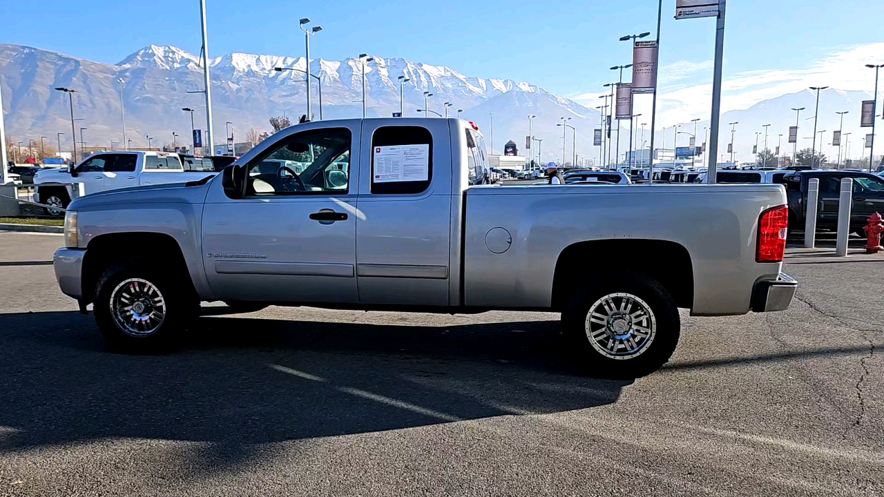 2007 Chevrolet Silverado 1500 LT w/1LT 3