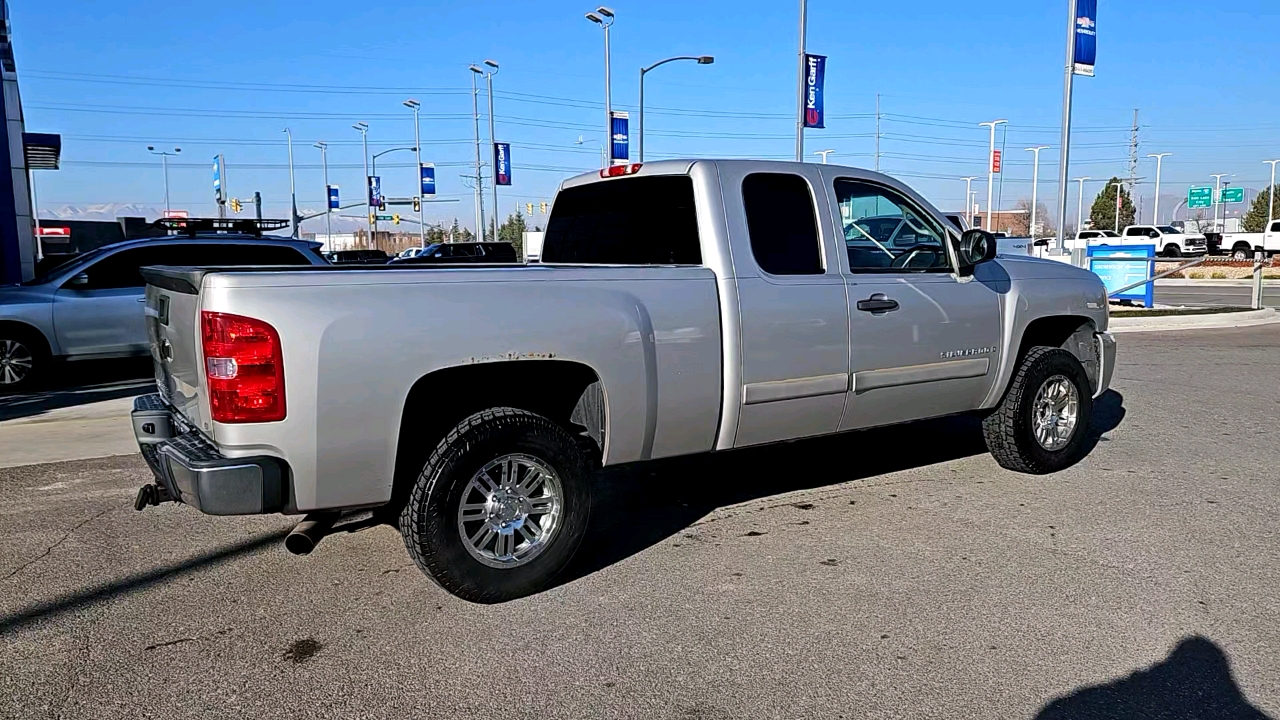 2007 Chevrolet Silverado 1500 LT w/1LT 6