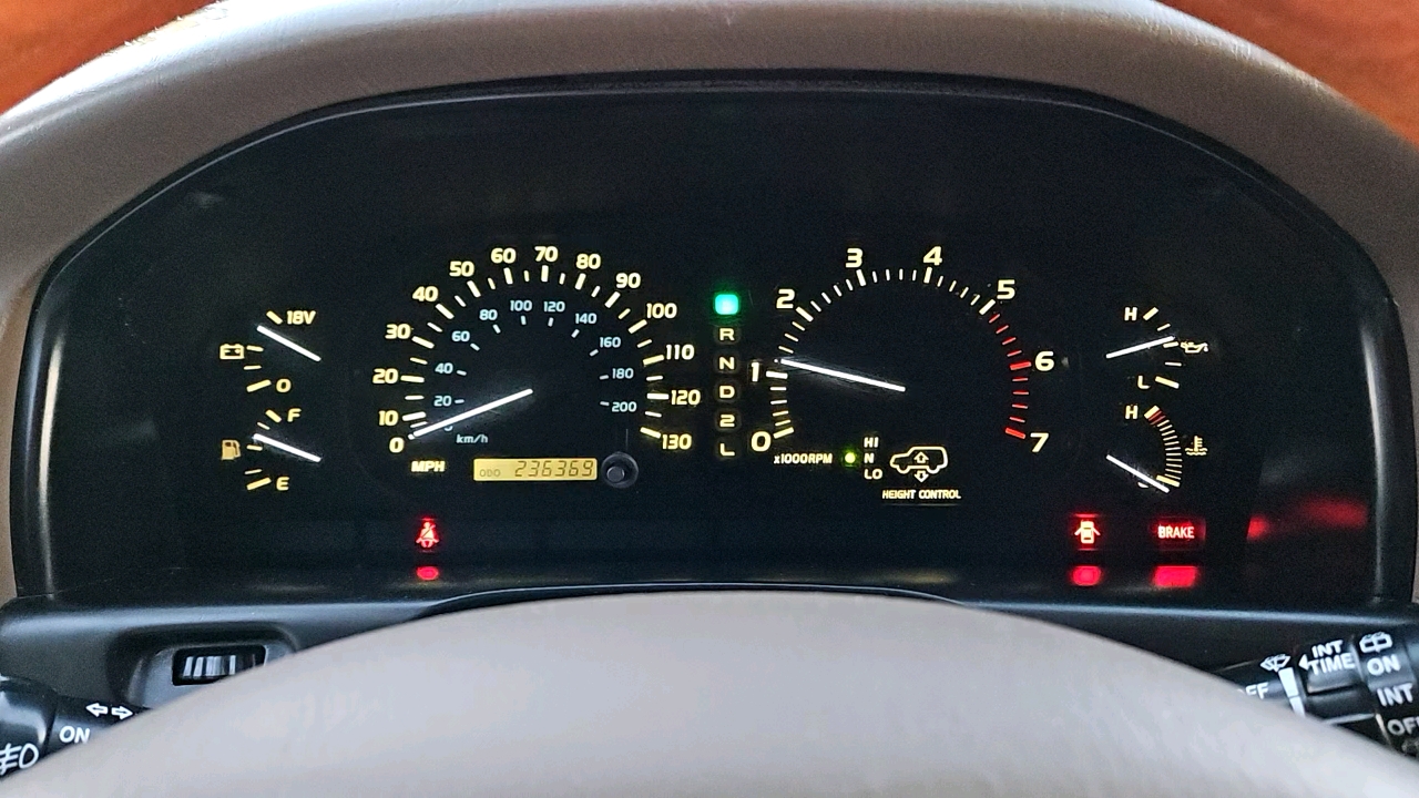 2000 Lexus LX 470 470 12