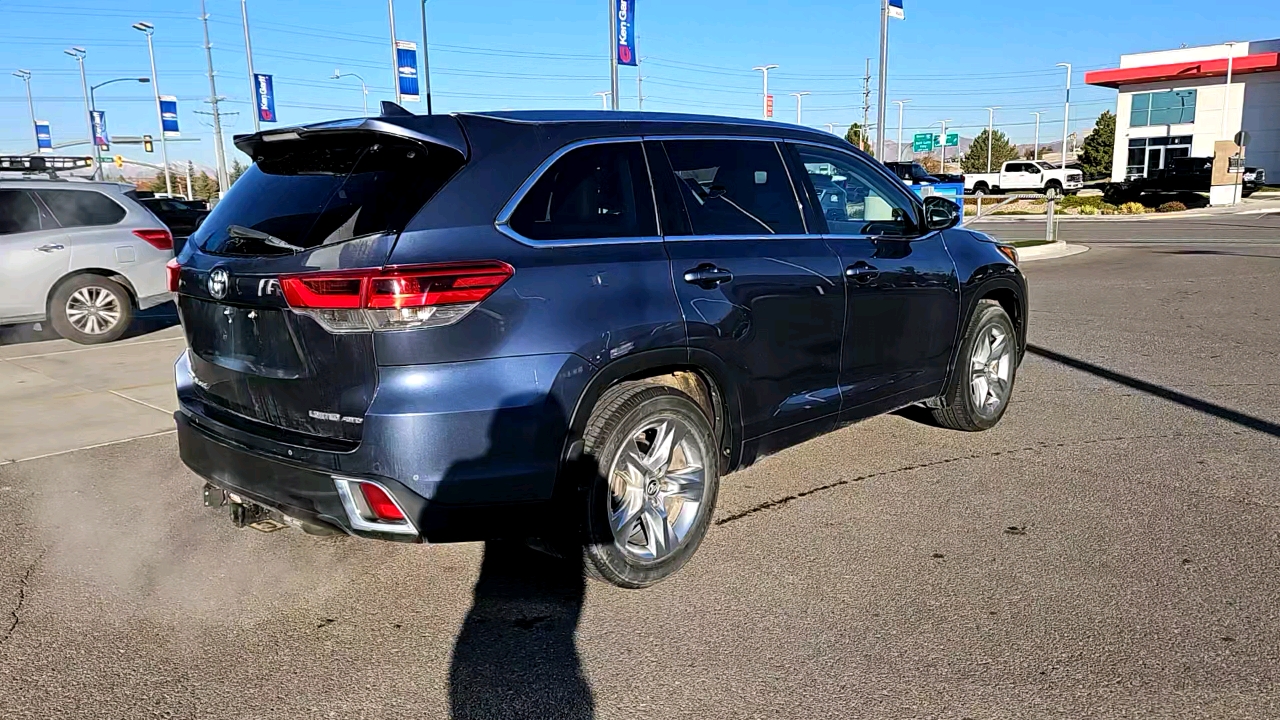 2017 Toyota Highlander Limited 4