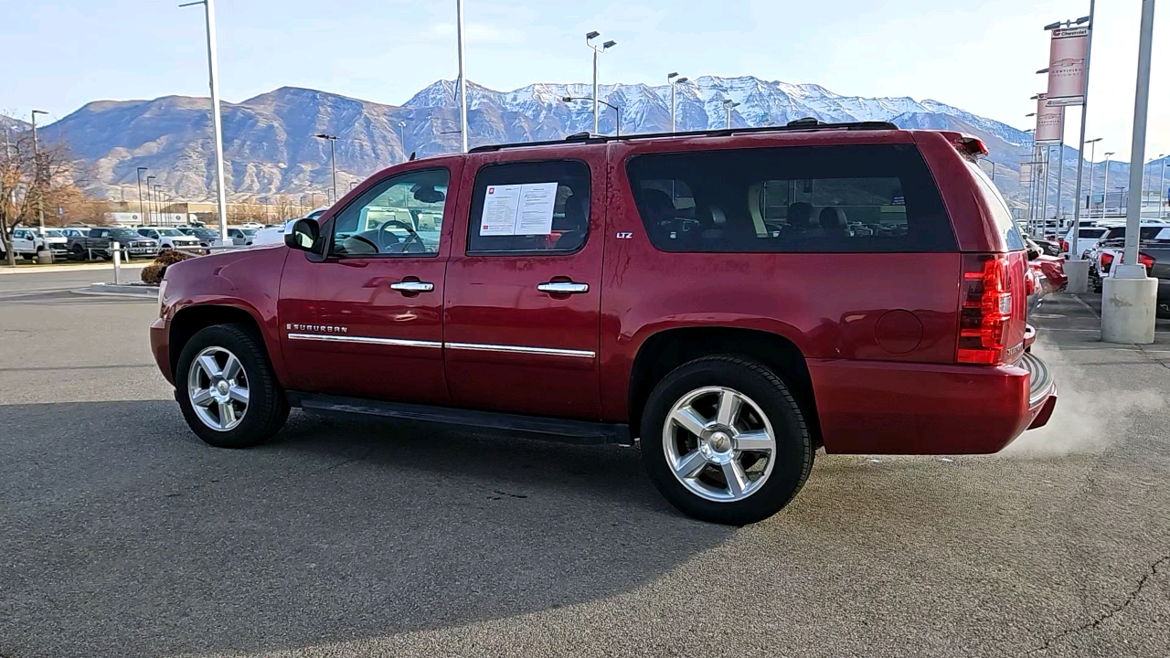 2009 Chevrolet Suburban LTZ 3