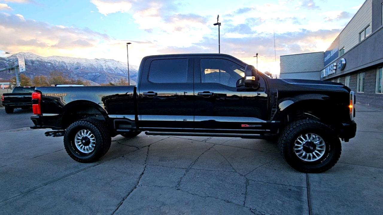 2023 Ford Super Duty F-350 SRW LARIAT 7