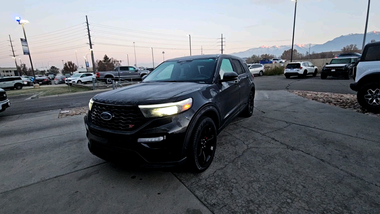 2021 Ford Explorer ST 1