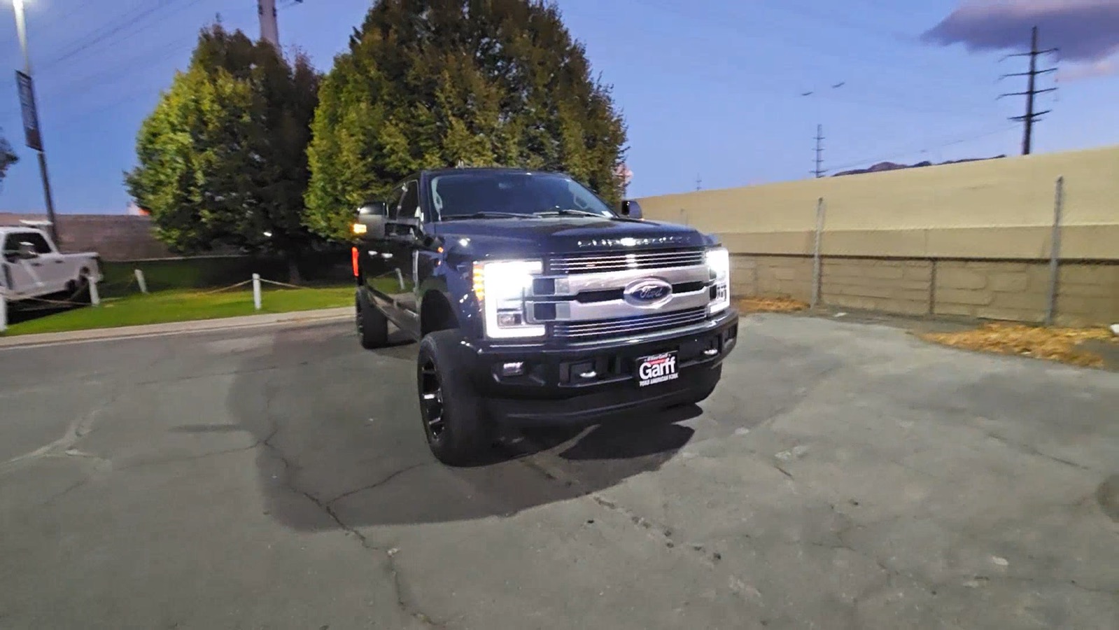 2019 Ford Super Duty F-350 SRW Limited 34