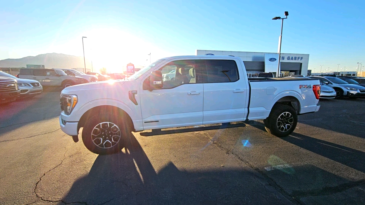 2022 Ford F-150 XLT 2